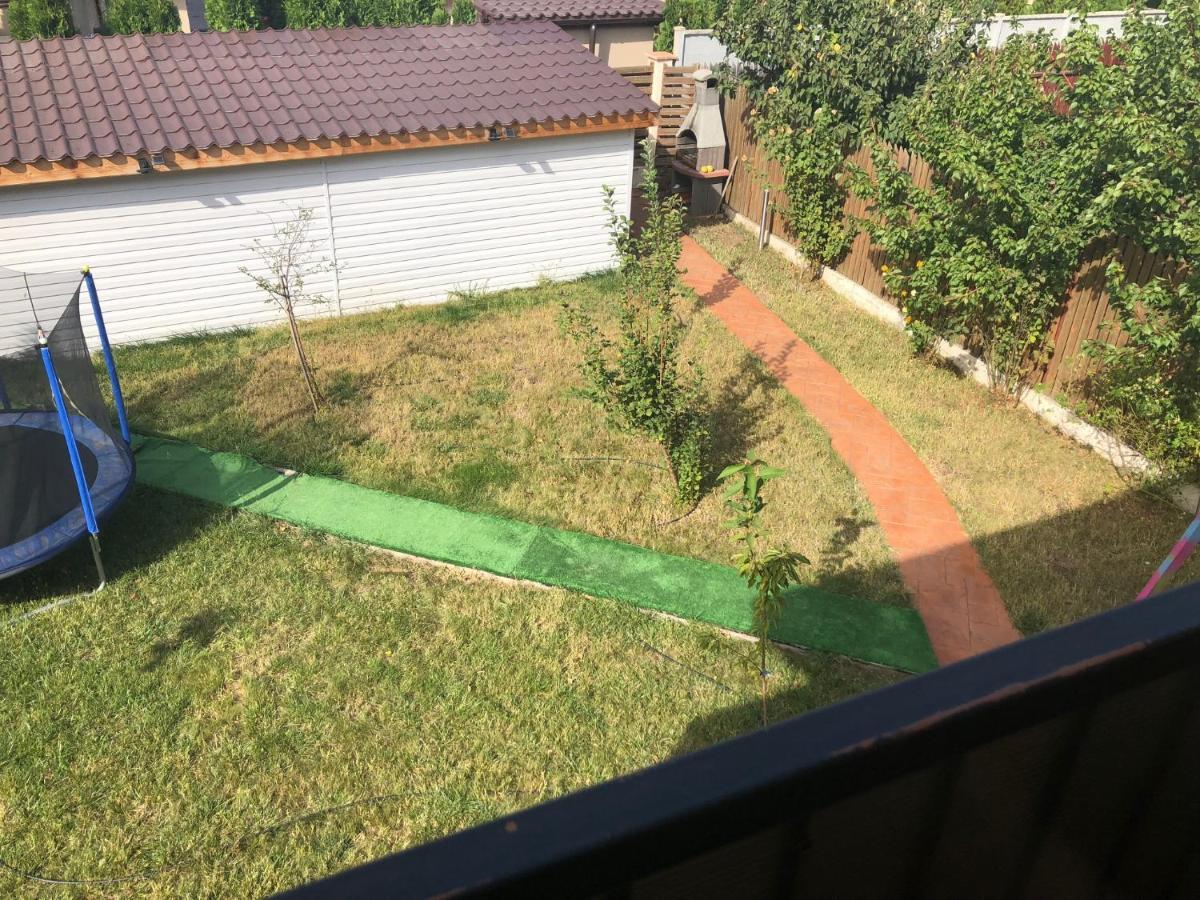 Vila Cu Trandafiri Cozy Apartments 2 Camere Bragadiru Eksteriør billede